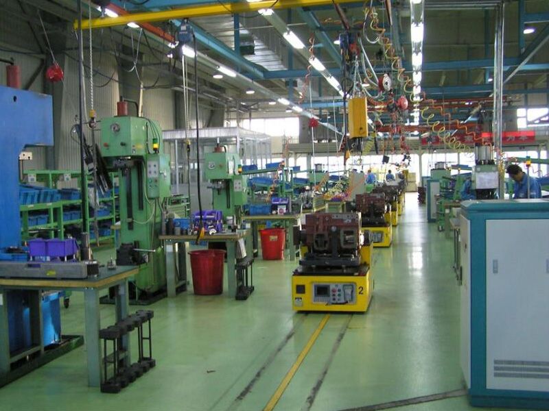 東風(fēng)日產(chǎn)AGV現(xiàn)場